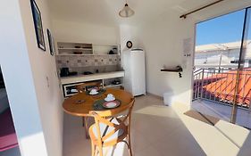 Apartamento - Praia da Armação do Pântano do Sul - Ar Condicionado